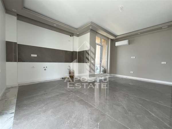 Apartament cu 3 camere open space torontalului