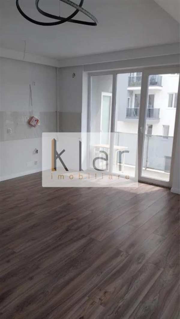 Apartament 3 camere finisat, etaj 1, zona vivo!