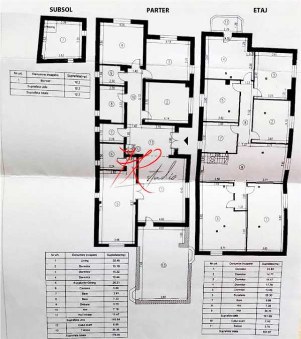Vanzare vila 9 camere ,curte mare 1000 mp