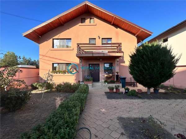 Royal imobiliare - vanzare vila zona paulesti
