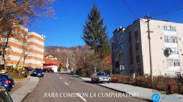Apartament 3 camere, amenajat, centrala proprie
