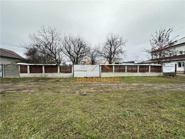 Teren intravilan, 2709 mp, 24 ml front stradal, zona gepiu, strada principala