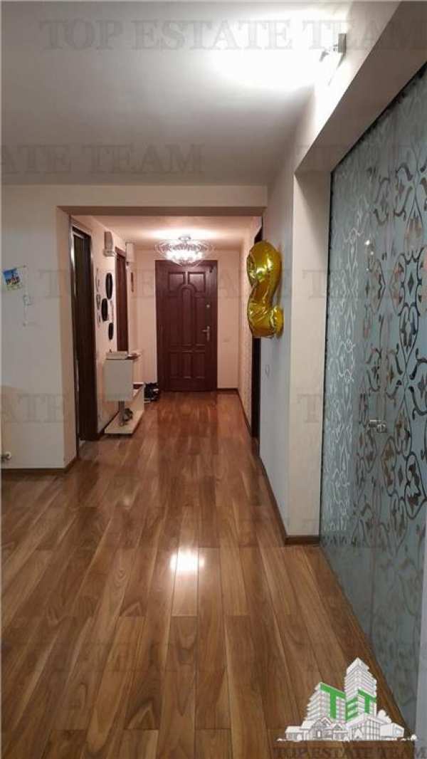 Apartament superb 5 camere popesti leordeni