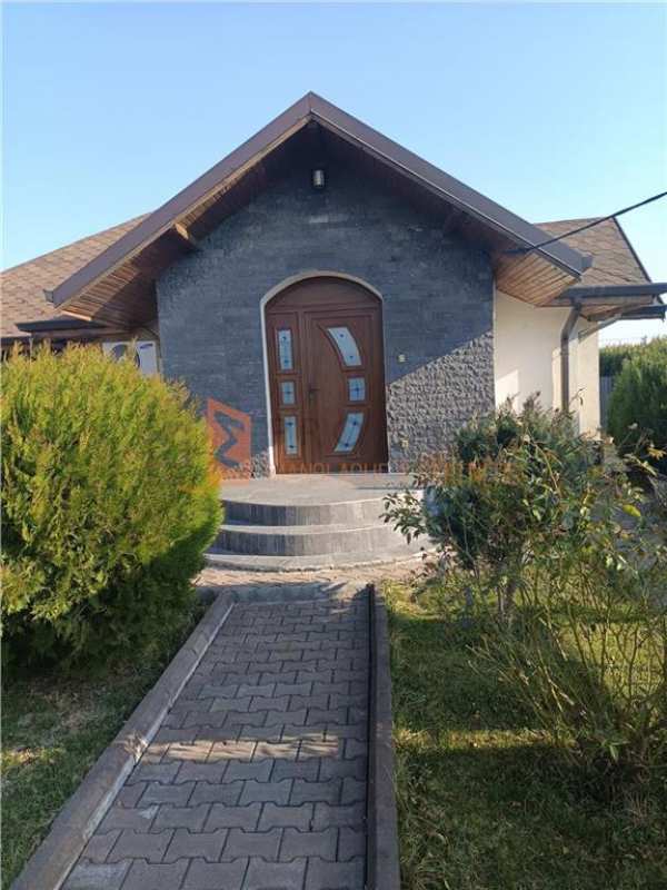 Casa tip parter zona spataru/costesti