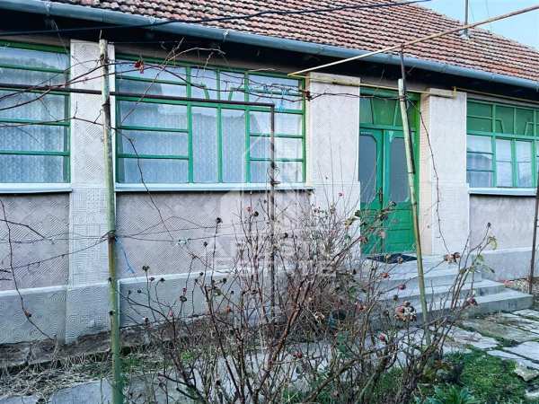 Casa cu anexa si teren la pret de teren in gai