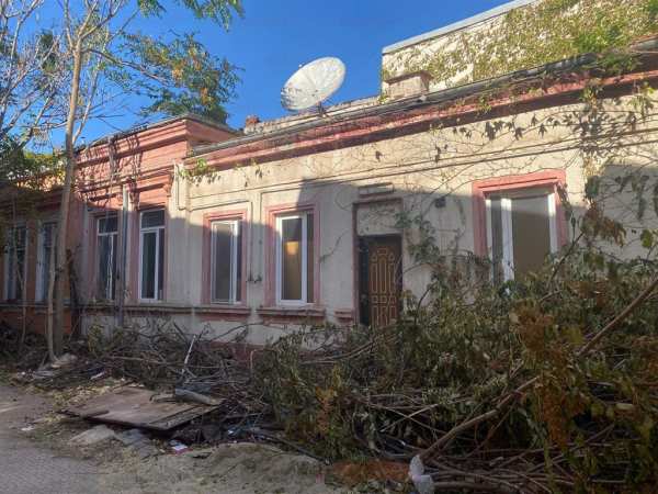 Vanzare casa 3 corpuri cladire | unirii - marasesti |