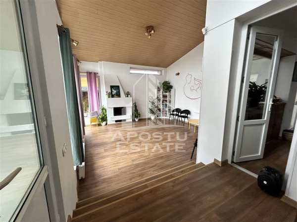 Vila p+2e, 6 camere, 3 bai, garaj dublu, zona lipovei