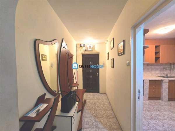 Apartament cu patru camere de vanzare  fagaras