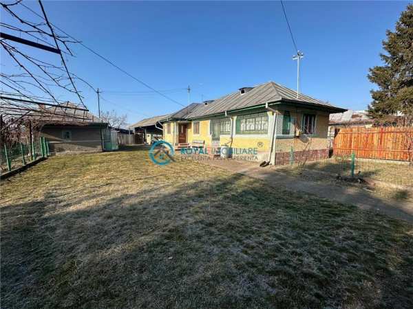 Royal imobiliare - vanzare casa zona valea calugareasca