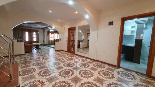 Casa individuala - 300 mp utili - burdujeni
