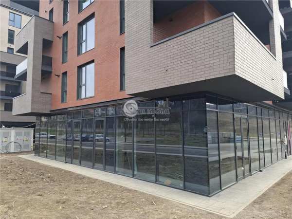 Vand spatiu comercial in cel mai dinamic complex rezidential din bucium