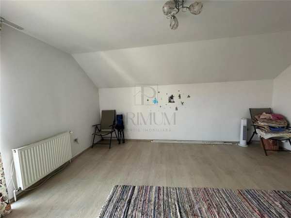 Beregsaul mare- 6 camere- teren generos- partial mobilat si utilat