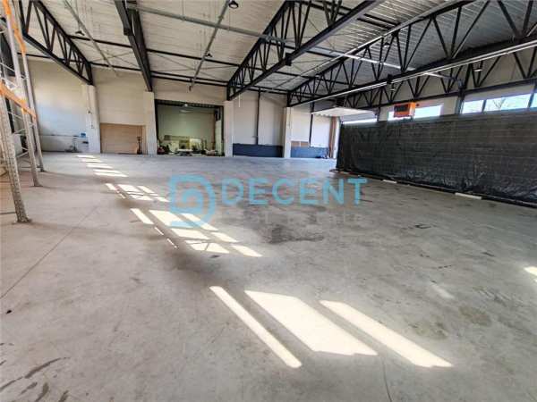 Spatiu industrial de inchiriat  cristian
