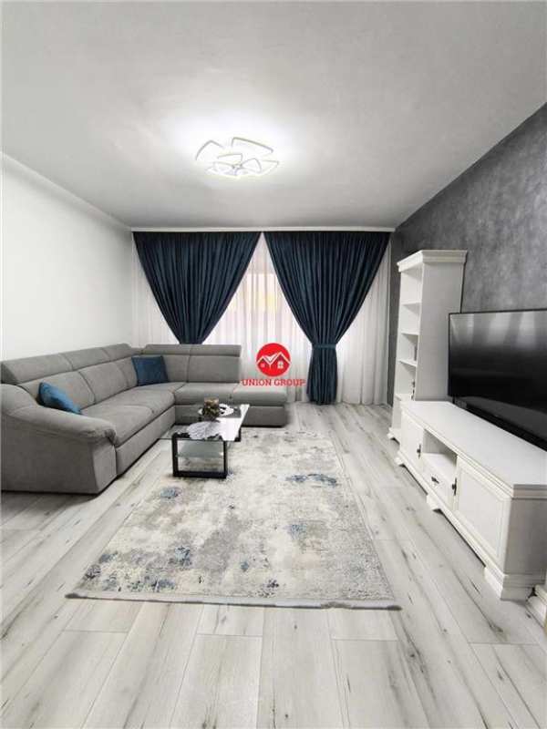 Apartament 2 camere decomandat, etaj intermediar, confort 0, ovidiu