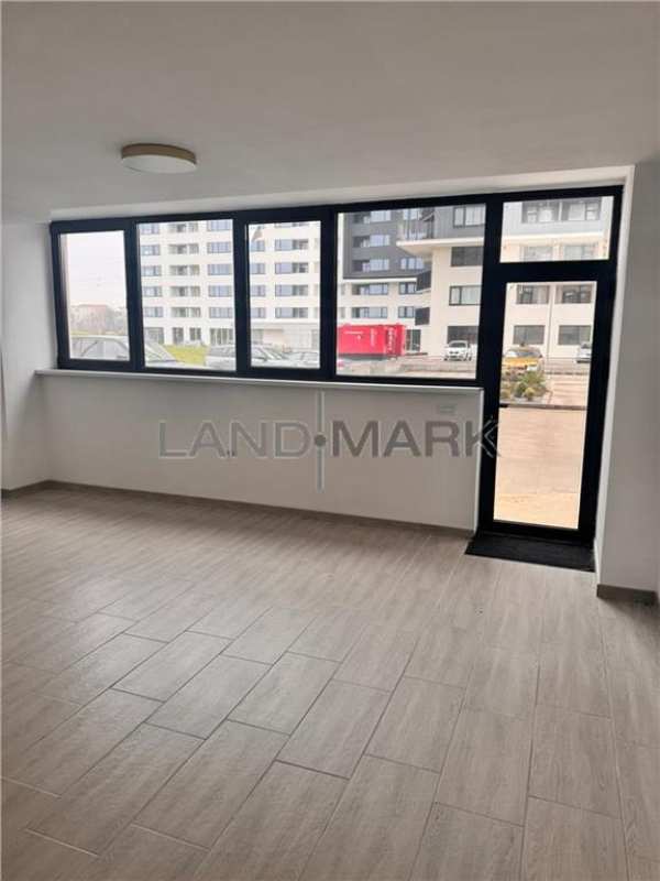Spatiu sad, 88 mp utili, zona torontalului bloc nou