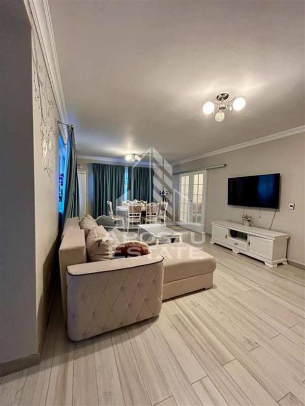 Casa individuala cu 4 camere si teren de 740mp, mosnita veche