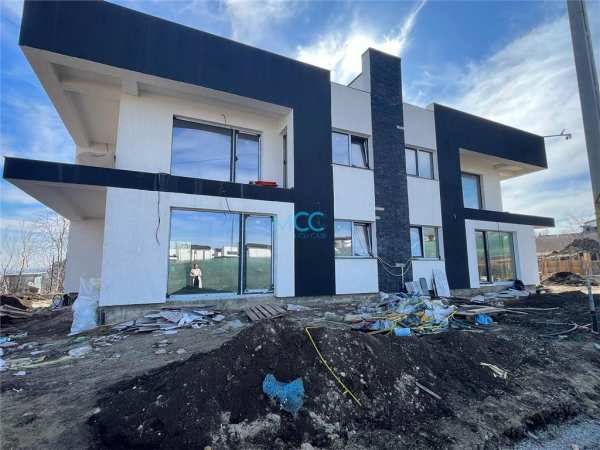 Vand casa tip duplex valea lupului/rediu