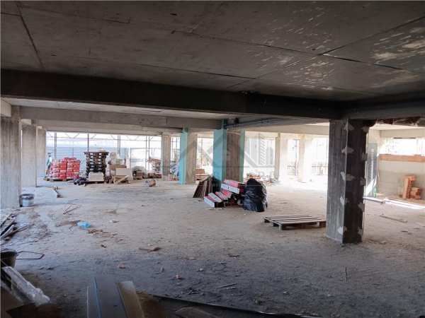 Rediu lac spatiu comercial prin destinatie su=274mp la sosea