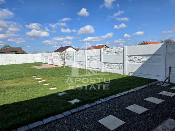 Duplex cu 3 camere, 2 bai si teren generos, parta