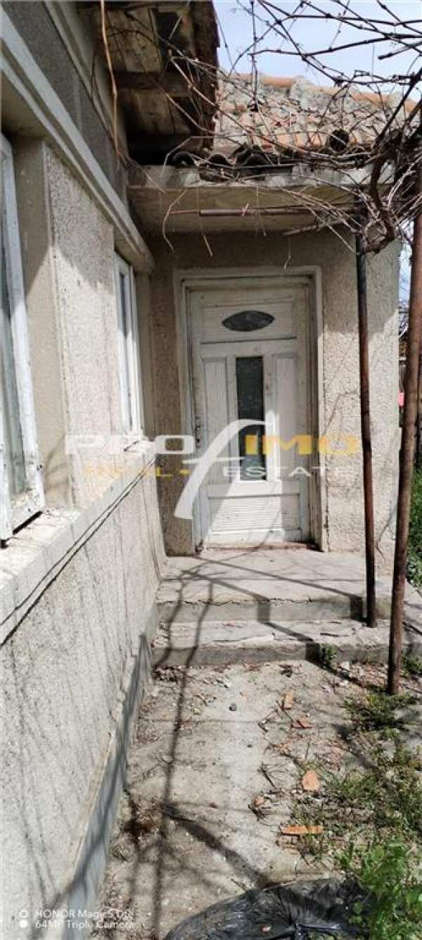 Palazu mare, casa renovabila, teren 241mp.colt