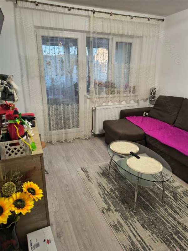 Apartament cu o camera de vanzare